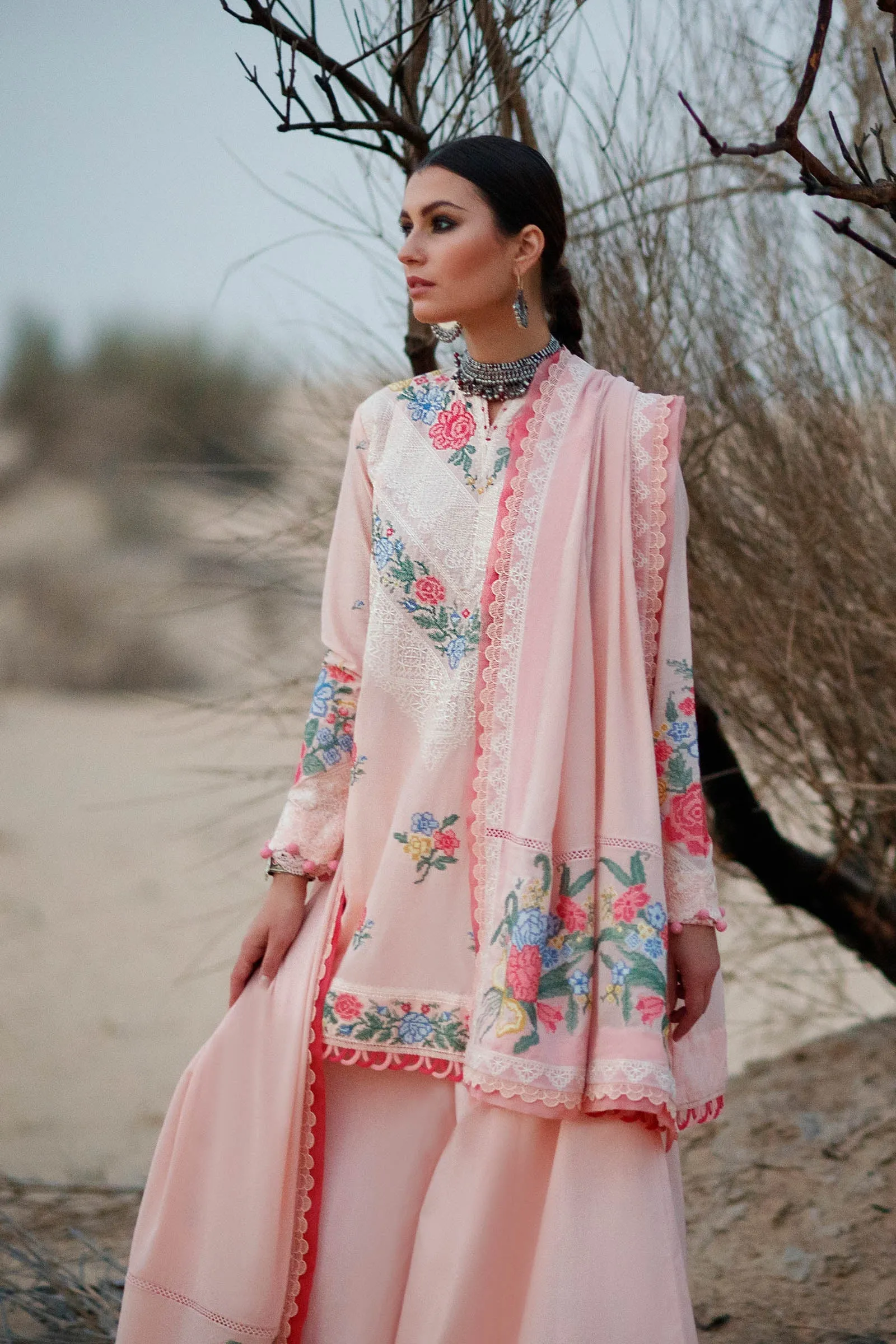 Zaha by Khadijah Shah Lawn Collection 2022 – ALLYSIAH (ZL22-10 A)